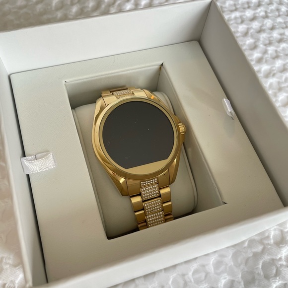 Michael Kors Smart Watch - Picture 3 of 8